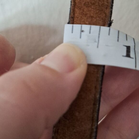 𝅺vintage Brown suede belt MZA of NY thin belt gold buckle - Picture 5 of 5